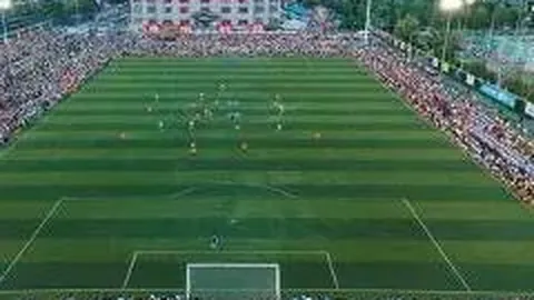 “疑云重重，坎宁安蓄势待发：挑战火箭，信念如火箭升空！”